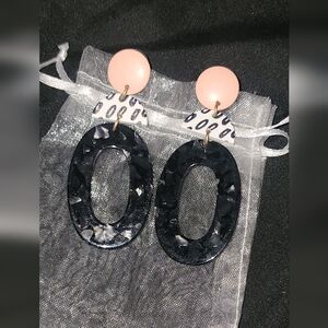 Oval Drop Earrings ✨️BundleDeal⬇️✨️